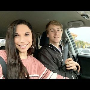 Meet your Posher, Kenzie